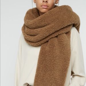 Oak & Fort Oversized Teddy Scarf. Used once.